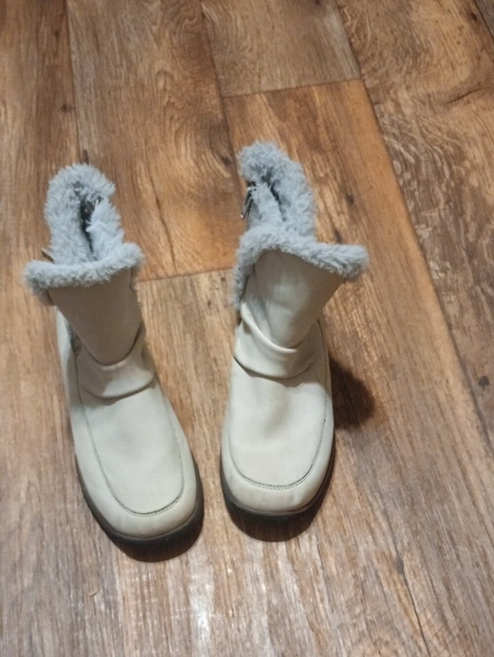 Jambu Quilted Ankle Boot Plush Cushioned Sole Gray Faux Fur Durable And Cozy